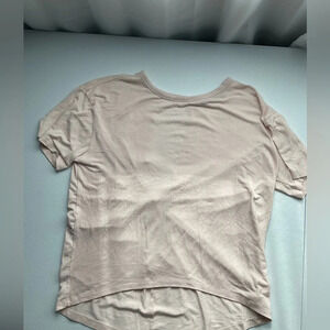 Women’s Athleta XS basic tee